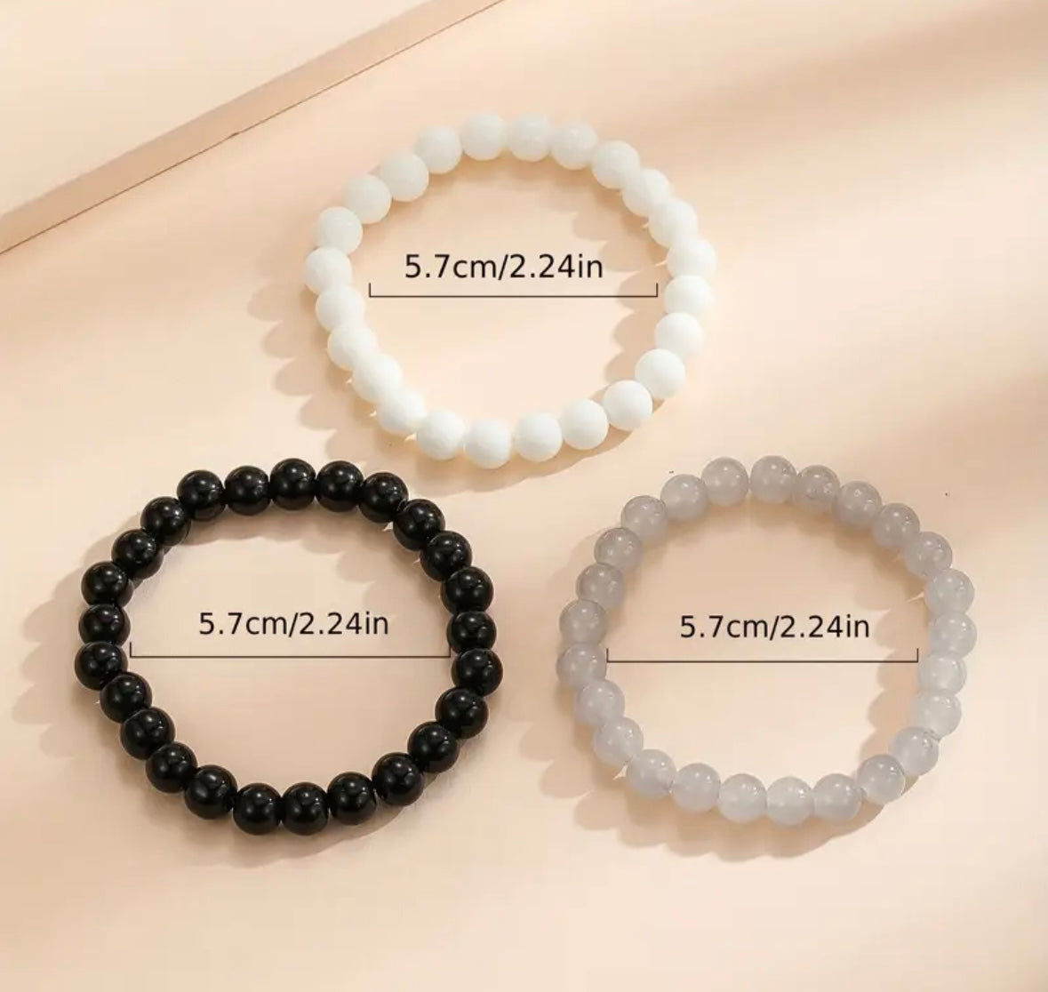 Set of 3 casual beaded bracelets for men and women – elastic stretchy bracelets made of glass beads, fashionable friendship bracelet as a gift for couples – unisex jewelry in black, white, and gray