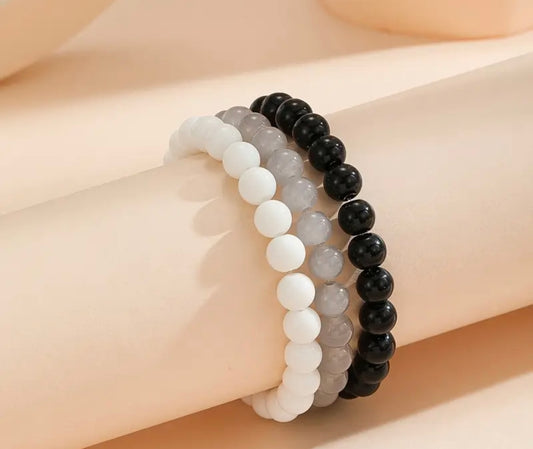 Set of 3 casual beaded bracelets for men and women – elastic stretchy bracelets made of glass beads, fashionable friendship bracelet as a gift for couples – unisex jewelry in black, white, and gray